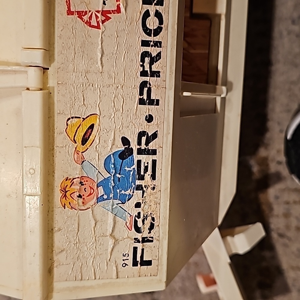 1967 Fisher Price Play Family Farm - Picture 6 of 13